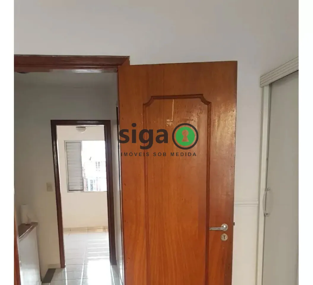 Imagem Casa à Venda com 2 Dormitórios com 86m² - Excelente Estado de Conservação!