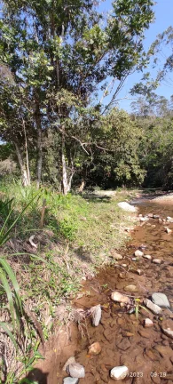 Imagem Terreno para a sítio, em Salto do Major Gercino SC. Com área plana, com terra boa de plantio. Tem mais de 30 metros um lindo RIACHO nos fundos, com ág