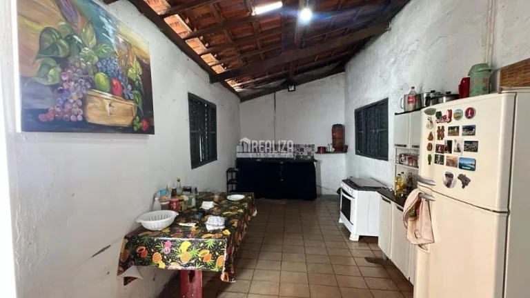 Imagem Casa no Leblon para venda e locação, Uberaba: 4 dormitórios, suíte, 3 salas