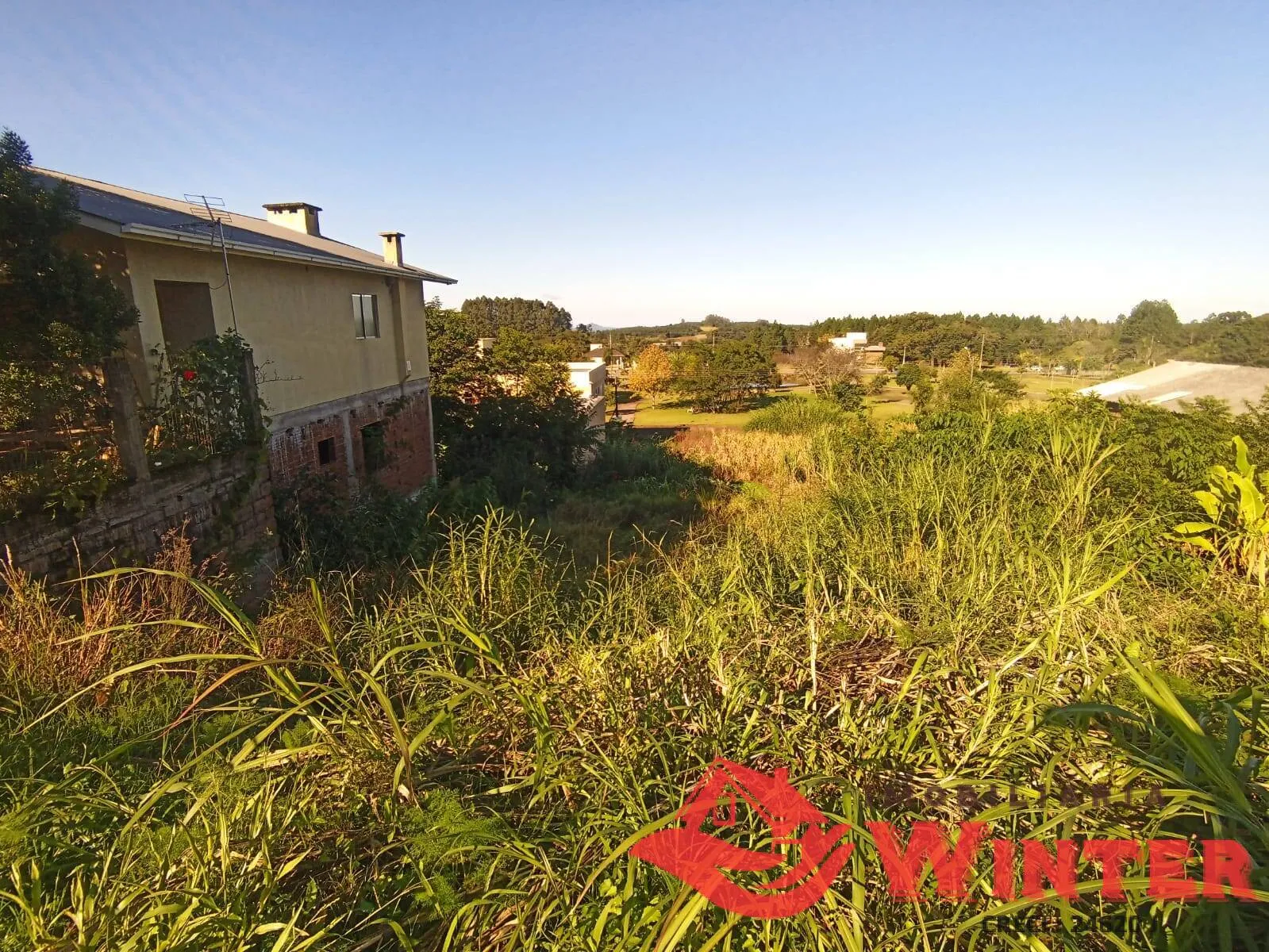 Imagem Terreno em Linha Nova