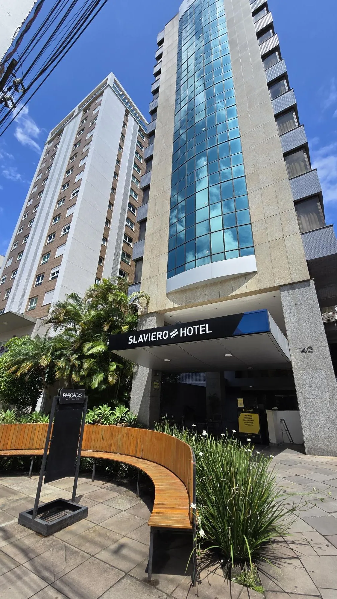 Imagem Flat na Comendador Caminha, em frente ao Parcão.