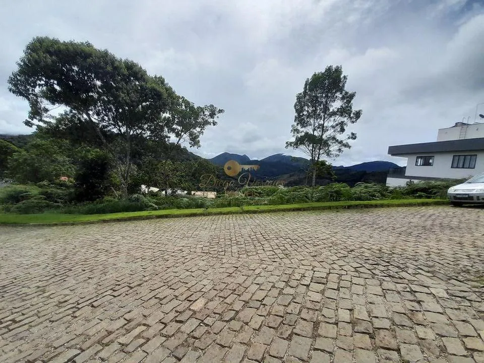 Imagem Terreno em Condomínio para Venda em Teresópolis / RJ no bairro Albuquerque