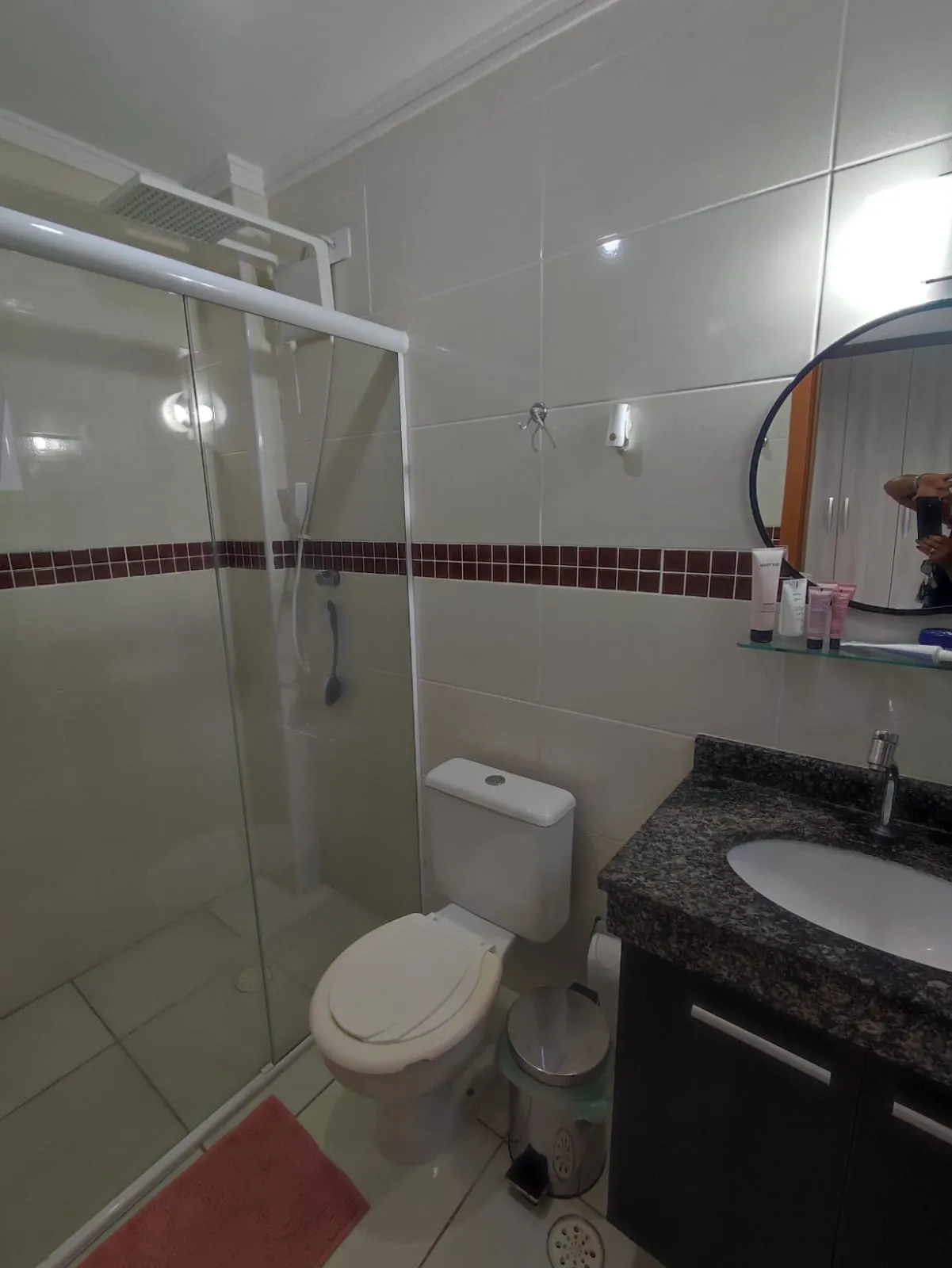 Imagem Espaçoso Apartamento na Praia Grande - VILA TUPI