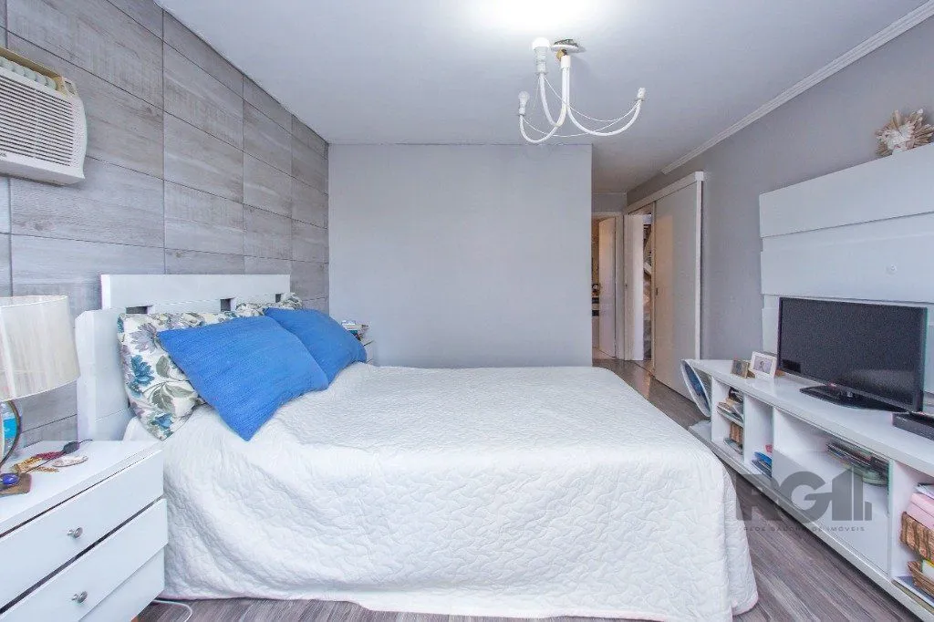 Imagem Casa em condomínio de 177m², 3 dormitórios, 1 vaga no bairro Ipanema