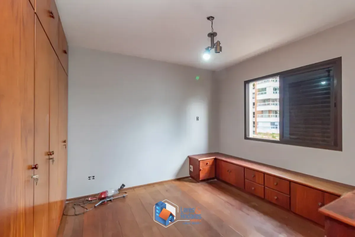 Imagem Apartamento para venda em Moema com 3 quartos, sendo 1 suíte, 113m²