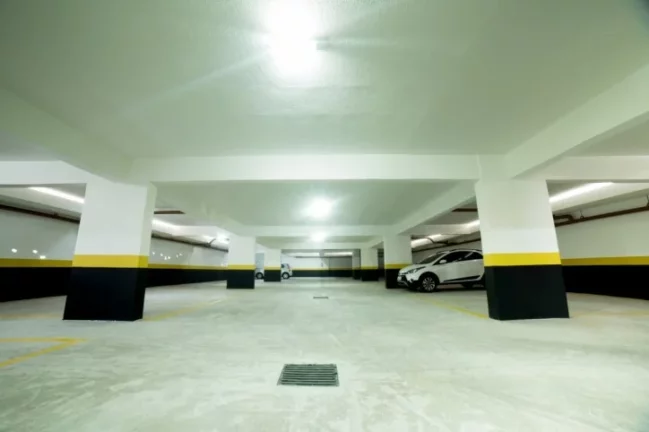 Imagem Apartamento duplex, piscina e 2 vagas demarcadas. Encruzilhada - Santos/SP