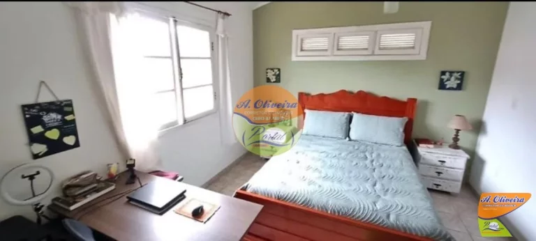 Imagem Sobrado 04 Dormitorios (sendo 01 suite ) 300 Metros da Praia - Pereque Açú