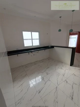 Imagem Casas no Litoral para venda em Mongagua no bairro Itaoca