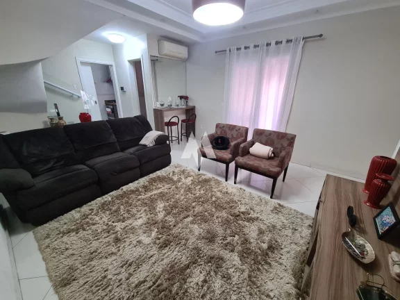Imagem Casa Triplex no Marapé! Com 115m² e 3 quartos, sendo 1 suítes master com closet e 2 vagas!