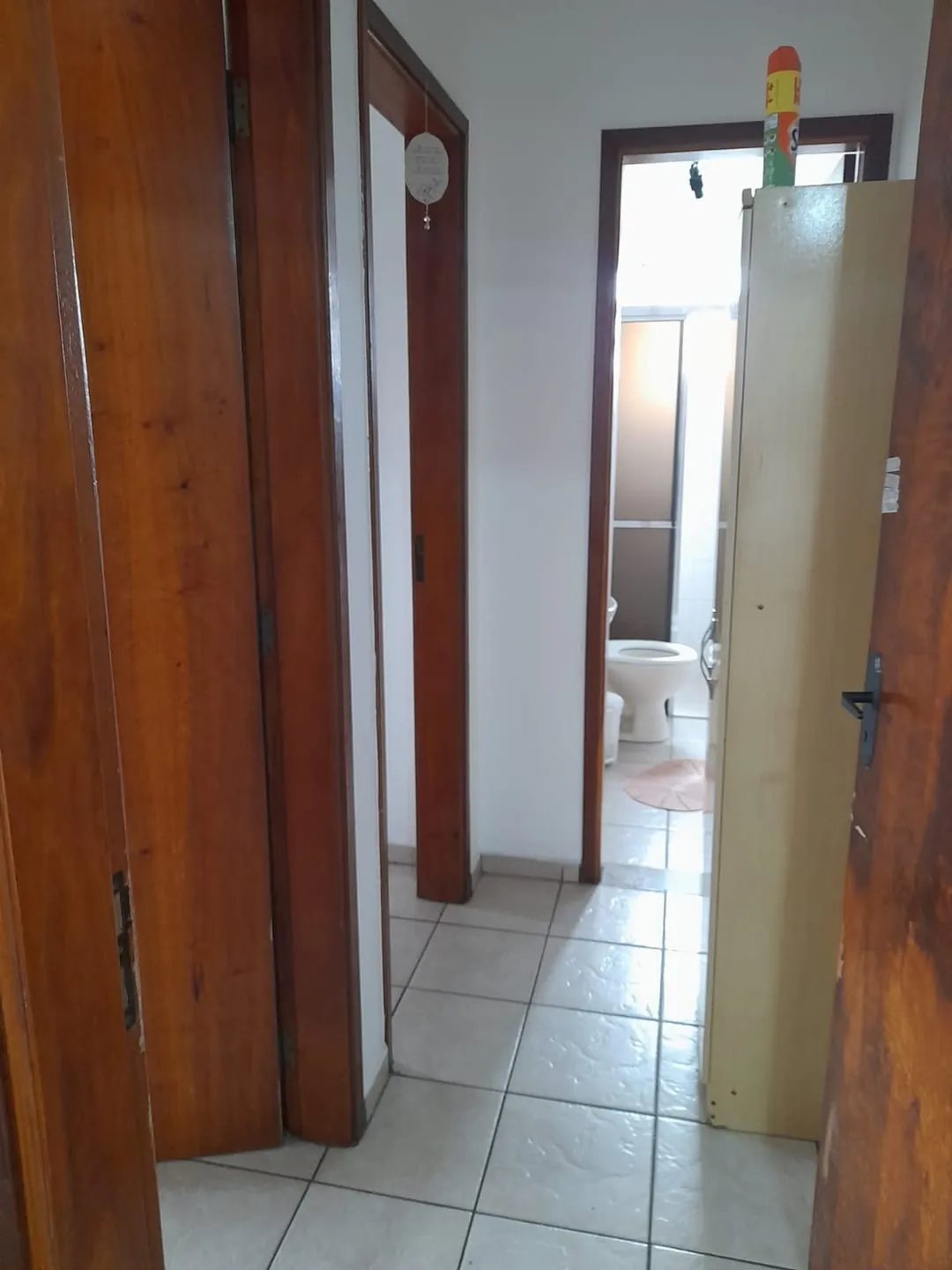 Imagem Apartamento à venda 2 Quartos, 1 Suite, 1 Vaga, 71M², São Benedito, Pindamonhangaba - SP | EDIFÍCIO VILA ROMANA