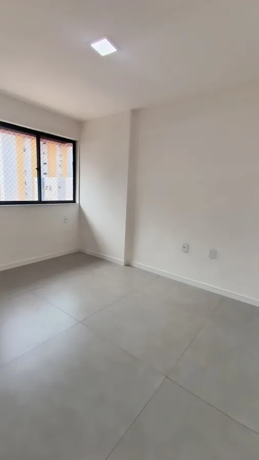 Imagem Apartamento para Venda em Maceió, Jatiúca, 3 dormitórios, 1 suíte, 3 banheiros, 2 vagas