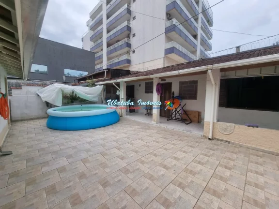 Imagem casa bem localizada com edícula