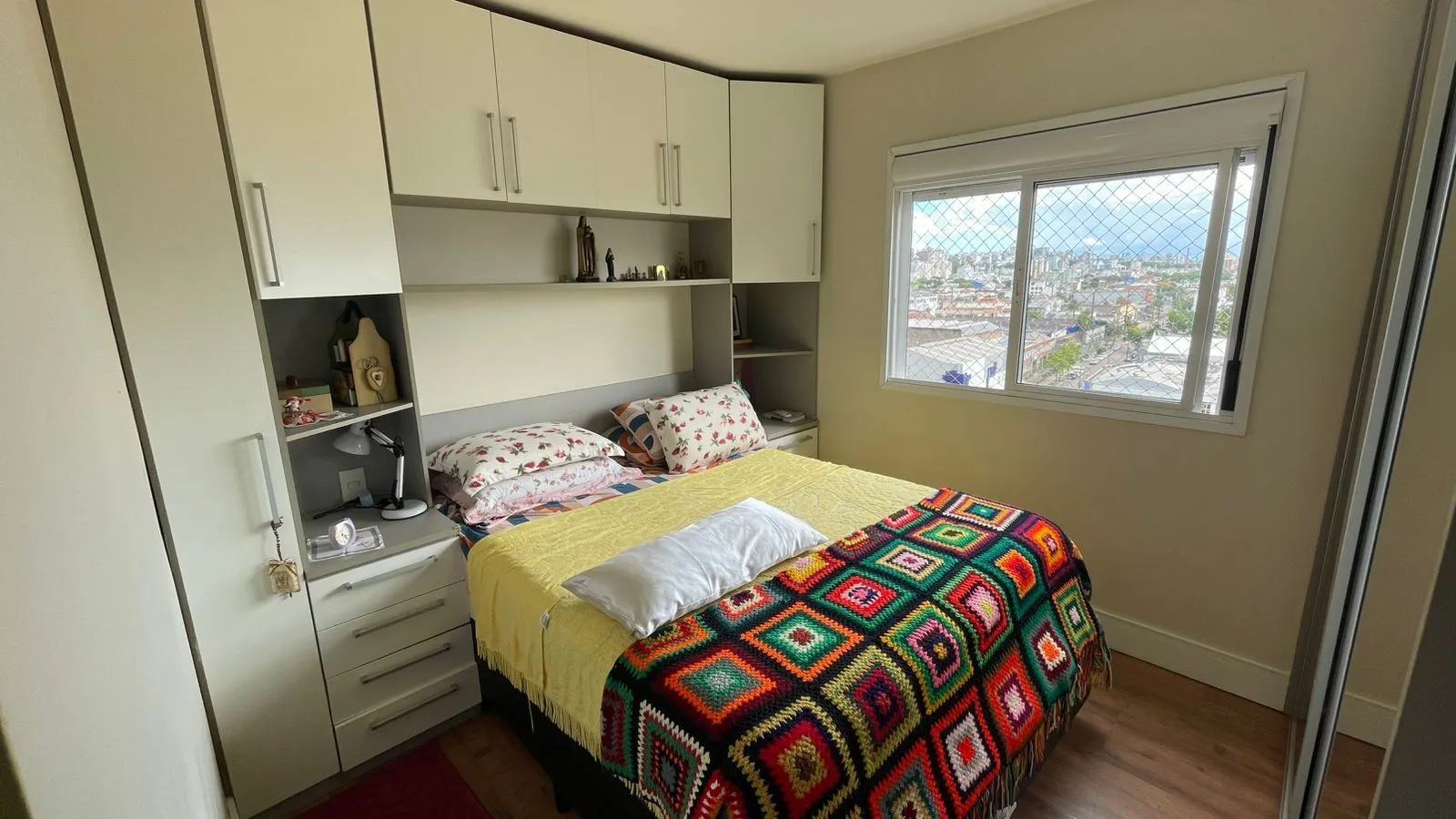 Imagem Apartamento com vista para o Guaíba e sacada ampla no Rossi Fiateci
