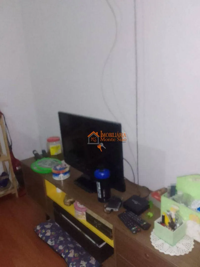 Imagem Sobrado com 4 dormitórios à venda, 218 m² por R$ 800.000,00 - Vila Galvão - Guarulhos/SP