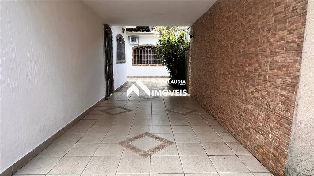 Imagem CASA DOIS DORMITÓRIOS ISOLADA COM PISCINA MAIS EDÍCULA 200 METROS DA PRAIA ️