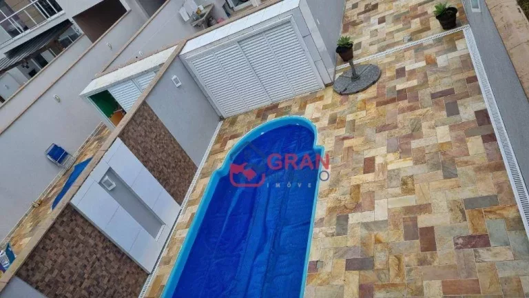 Imagem Sobrado mobiliado com piscina