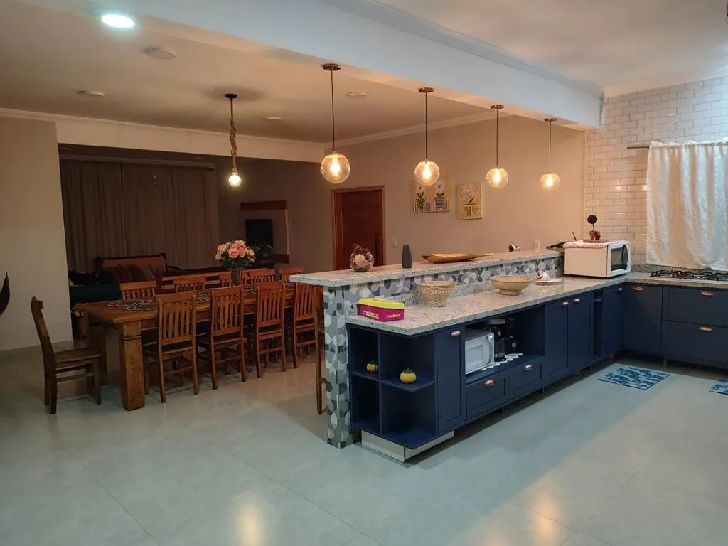 Imagem Casa à venda 3 Quartos, 1 Suite, 5 Vagas, 24200M², Abaete, Taubaté - SP