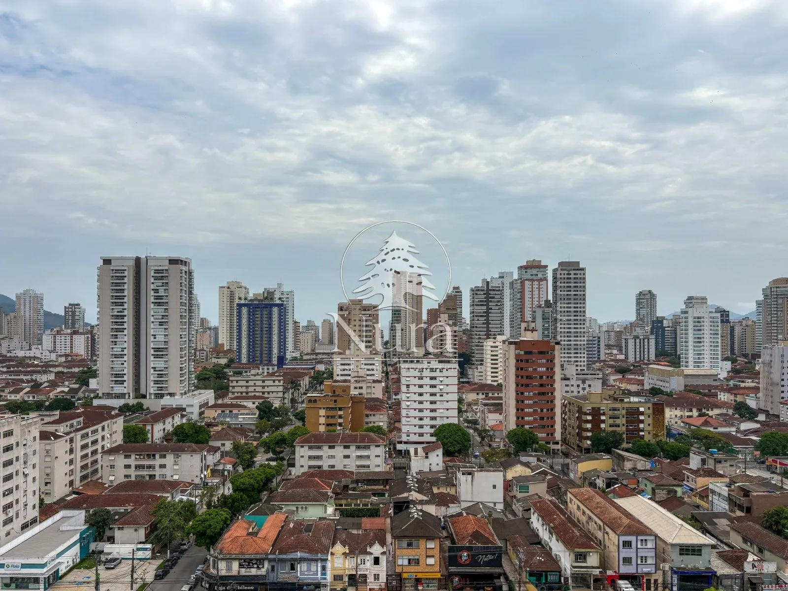 Imagem Apartamento de 2 quartos, 76m² no bairro Embaré, em Santos