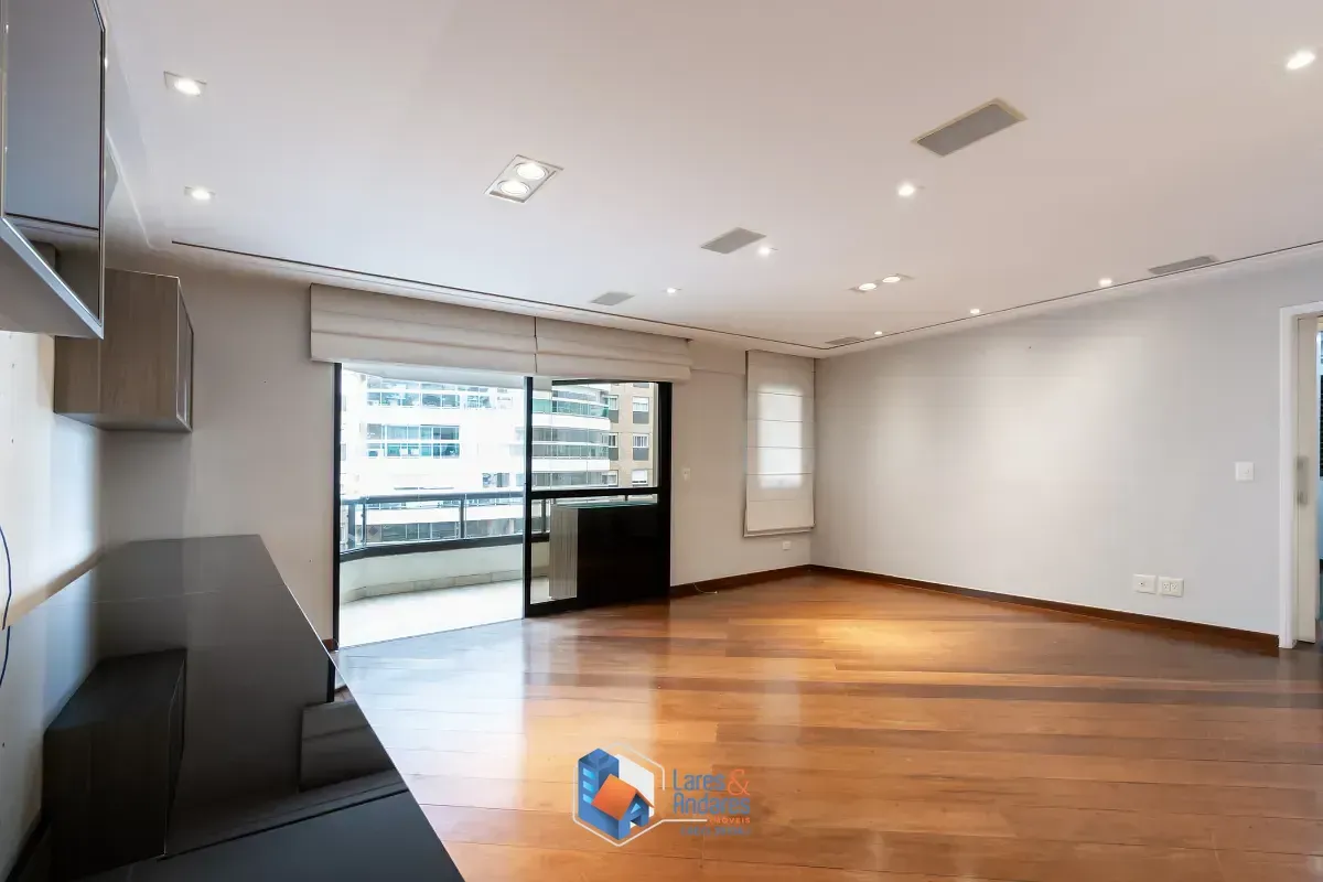 Foto do imóvel Apartamento para venda em Perdizes com 4 quartos, sendo 3 suítes, 155m² em Rua Apinajés