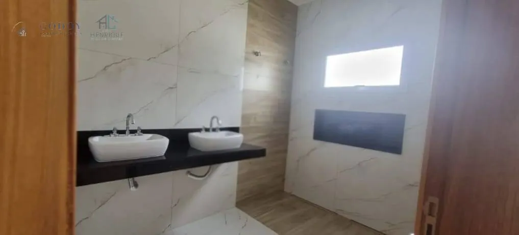Imagem Casa Térrea de Alto Padrão no Res. Village Splendore - Próxima ao Shopping