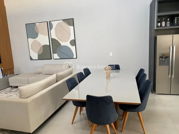 Imagem Projeto contemporâneo, ambientes integrados, pé direito duplo.
Venda de porteira fechada (TV, gela...