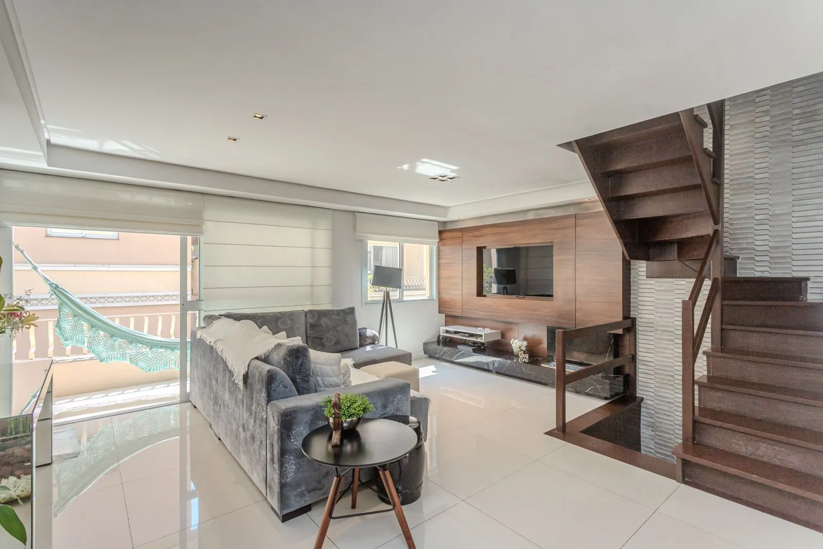 Imagem Casa com 3 suítes, Jacuzzi e vista panorâmica para o Guaíba
