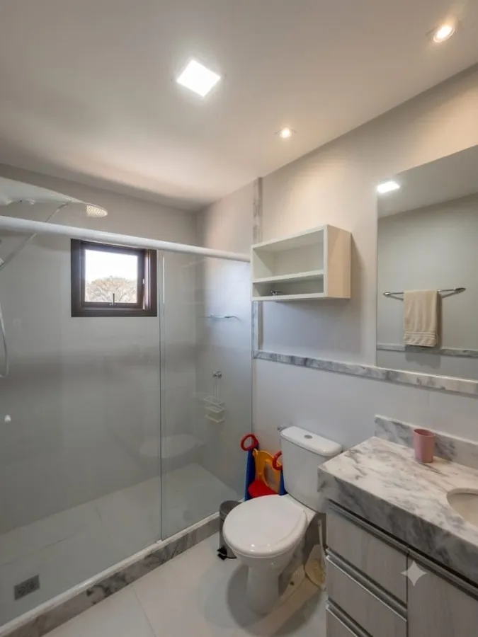 Imagem Casa em Condomínio para Venda em Petrópolis / RJ no bairro Cuiabá