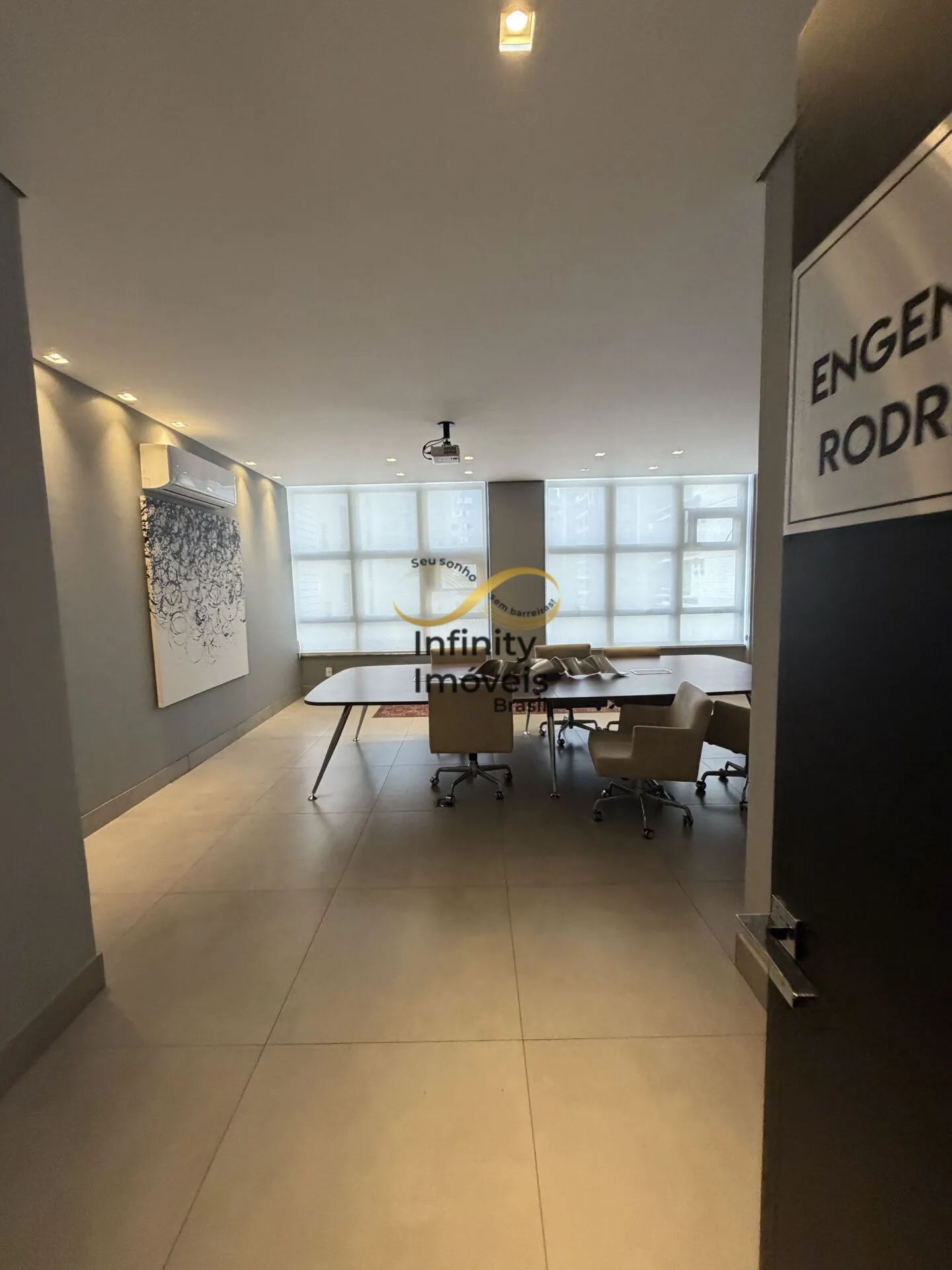 Imagem Sala comercial à venda no bairro Savassi - Belo Horizonte/MG