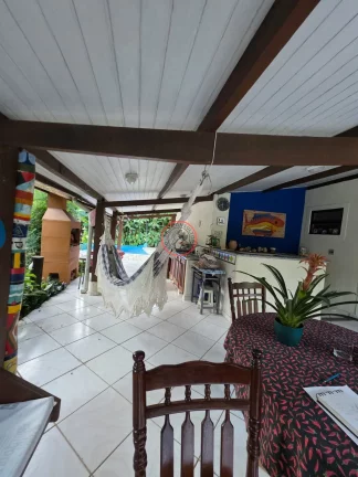 Imagem LINDO SITIO COM 1832 M² COM 2 CASAS PISCINA LINDO GRAMADO ARVORES FRUTIFERAS POÇO ARTESIANNO AREA GORMET PERTO DE TUDO