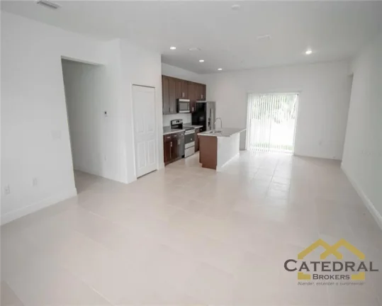 Imagem Casa com 4 quartos por $269,900 (dólar) em Ocala - Flórida - Estados Unidos