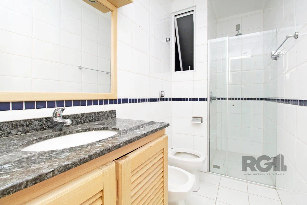 Imagem Venda Apartamento de três dormitórios, 01 vaga de garagem, com elevador