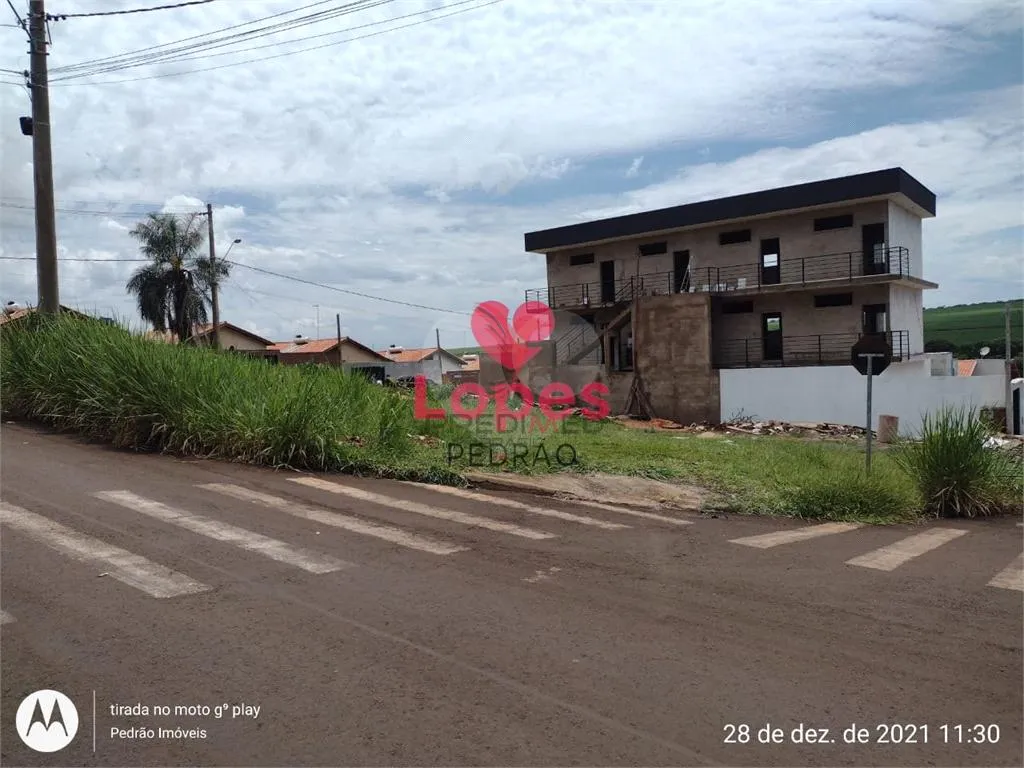 Foto do imóvel Lote/Terreno de 485m² no bairro Antonio Lopes, em Lençóis Paulista