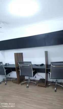 Imagem Ponto Comercial na Rua Arauá - Ótimo para Escritório Corporativo | 126m²