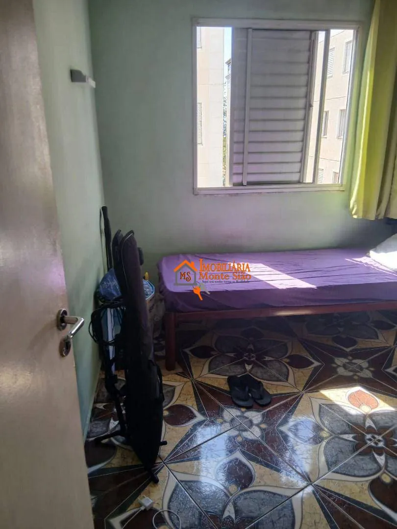 Imagem Apartamento com 3 dormitórios à venda, 57 m² por R$ 275.000,00 - Vila Virgínia - Itaquaquecetuba/SP