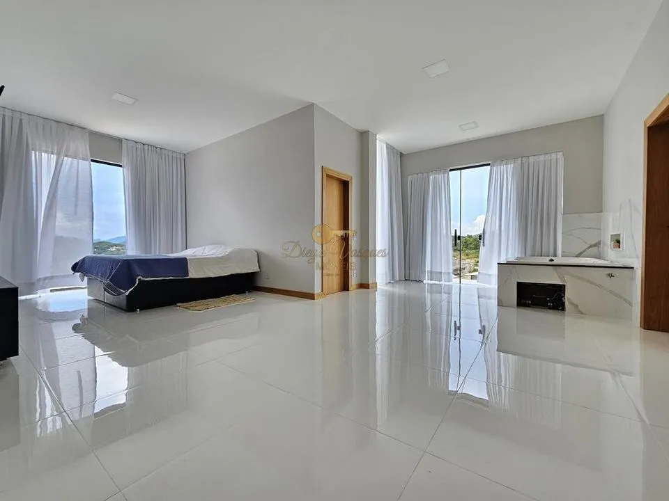 Imagem Casa em Condomínio para Venda em Teresópolis / RJ no bairro Barra do Imbuí