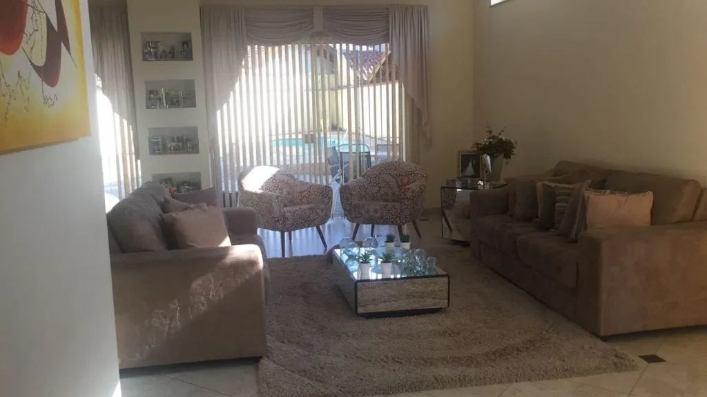 Imagem Casa à venda 3 Quartos, 1 Suite, 4 Vagas, 436M², Village Tremembé, Tremembé - SP
