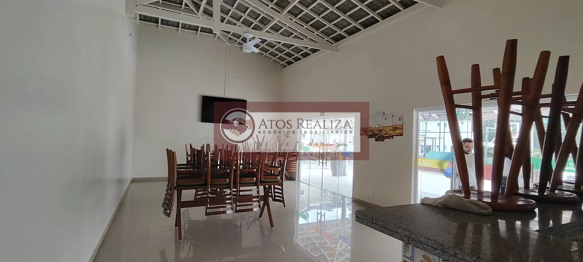 Imagem Sobrado de 3 dormitórios em Rio Bonito, São Paulo - 87m², 1 suíte, 3 banheiros - Venda e locação por R$ 1 milhão