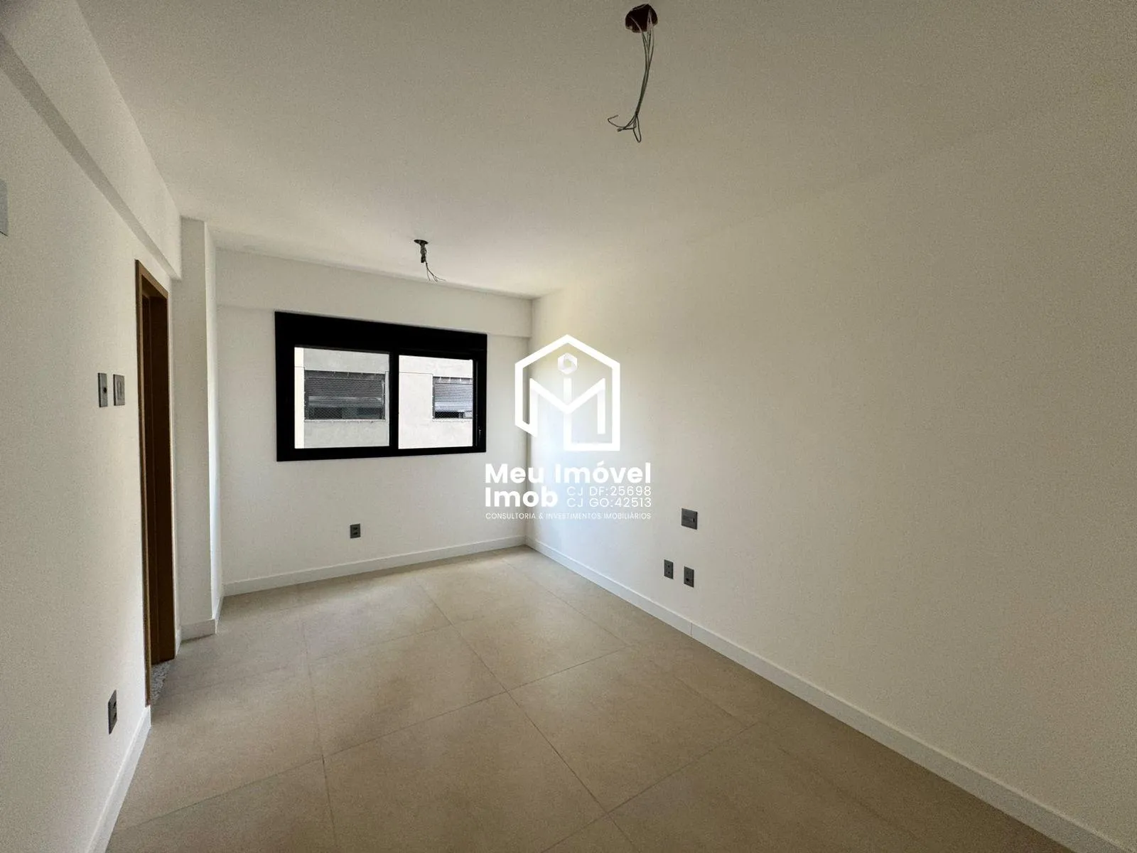 Imagem Apartamento 4 Quartos 4 Suítes 3 Vagas 175m² Novo AC FGTS