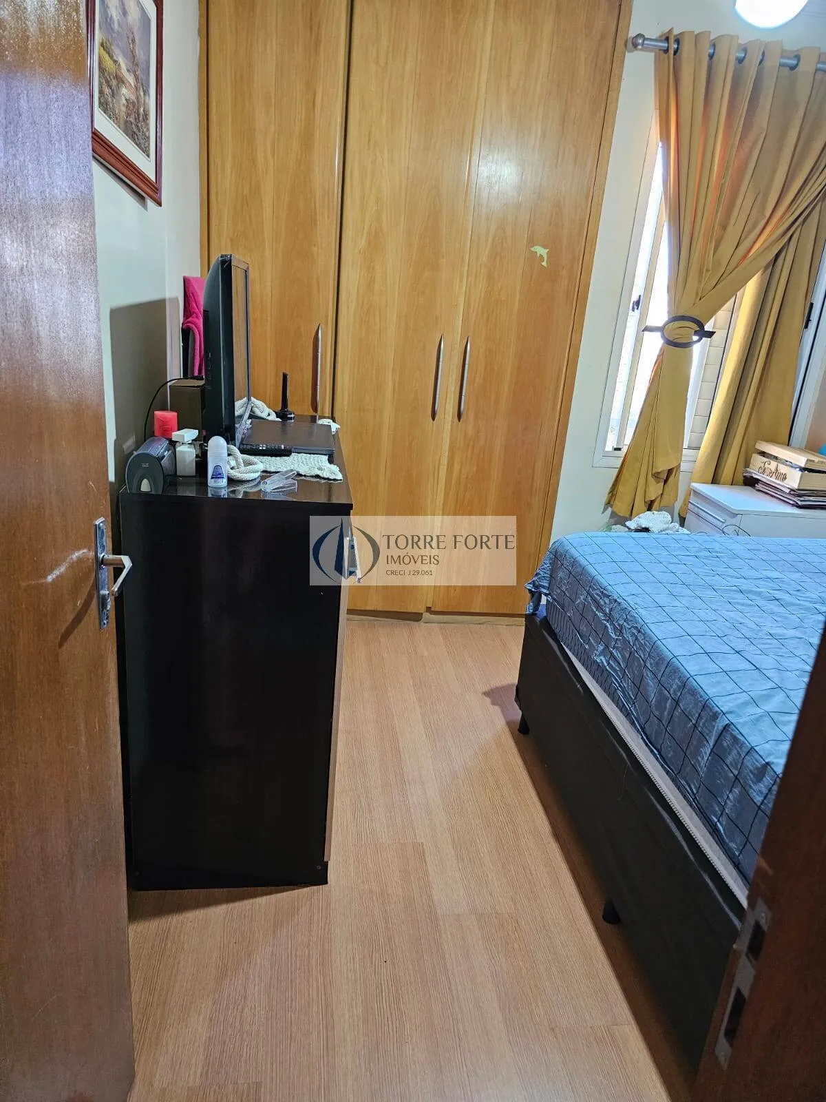 Imagem Apartamento com 2 dormitórios, 1 vaga , Varanda na Vila Ema.