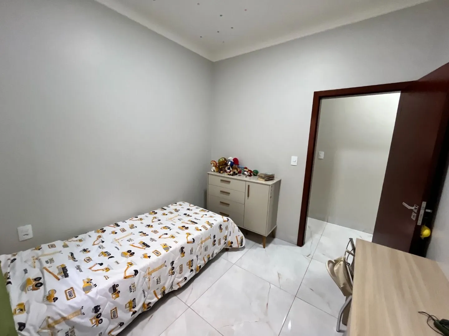 Imagem Casa com 3 dormitórios à venda, 155 m² por R$ 530.000,00 - Afonso Queiroz - Patos de Minas/MG