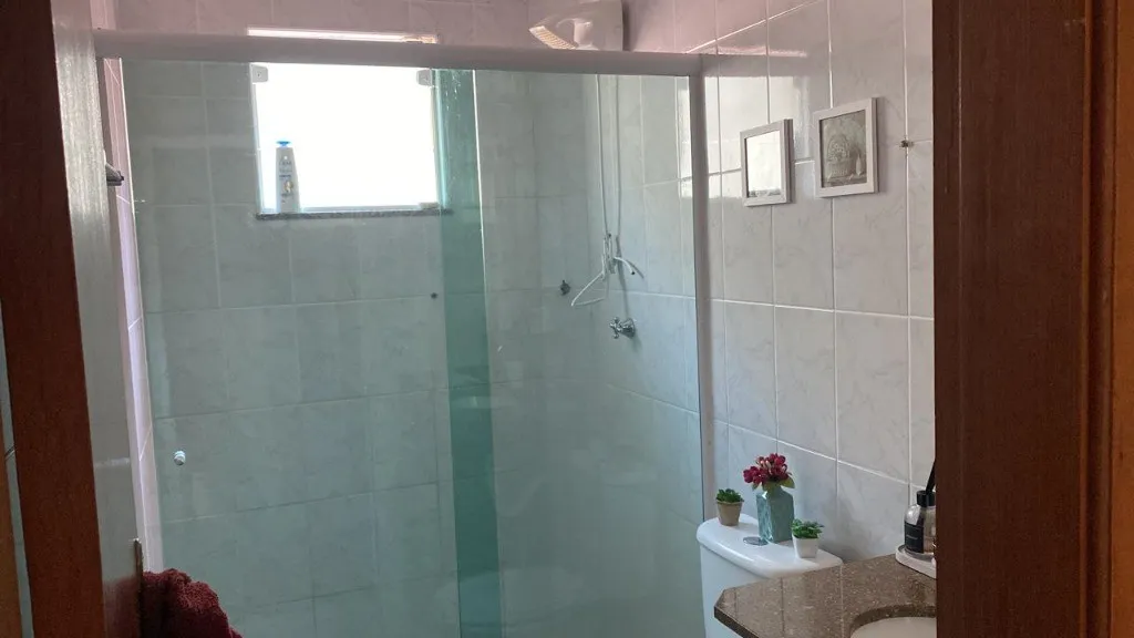 Imagem Sobrado para locação em São Bernardo do Campo-SP, bairro Demarchi: 3 quartos, 1 suíte, 3 banheiros, 4 vagas, 236m².