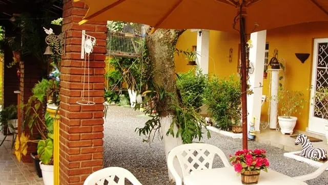 Imagem Casa à venda 4 Quartos, 2 Suites, 6 Vagas, 320M², Carangola, Pindamonhangaba - SP