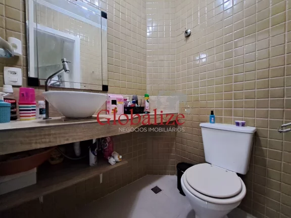 Imagem Casa triplex à venda com 3 quartos, 1 suite, churrasqueira, 1 vaga por R$750.000,00 no Campo Grande em Santos