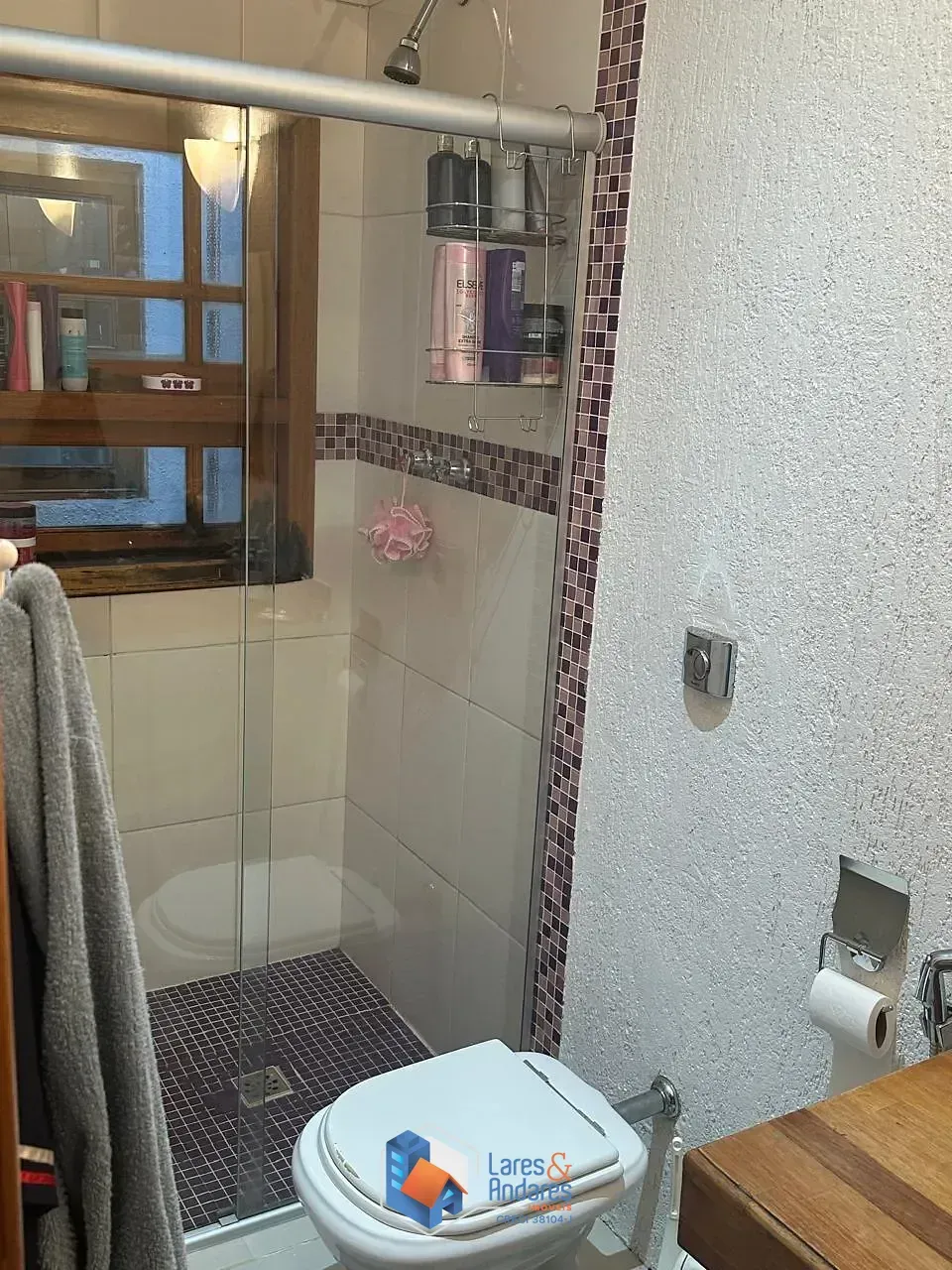 Imagem Casa para venda em Santana com 3 quartos, sendo 3 suítes, 175m²
