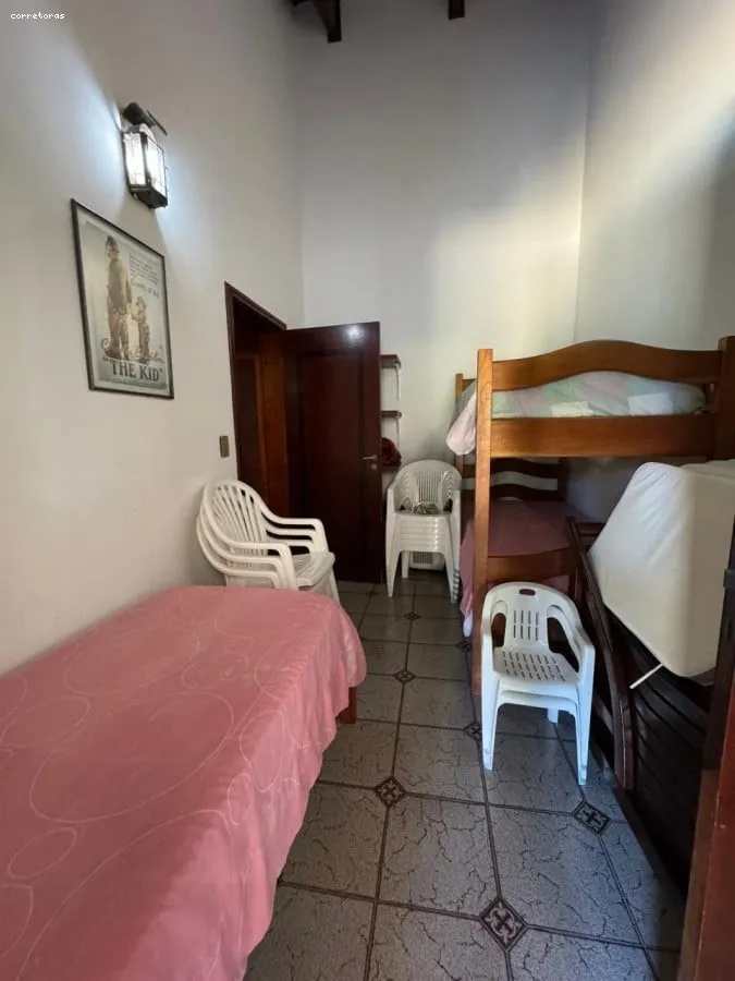 Imagem Casa na Praia para Venda em São Sebastião, Cigarras, 7 dormitórios, 1 suíte, 5 banheiros, 4 vagas