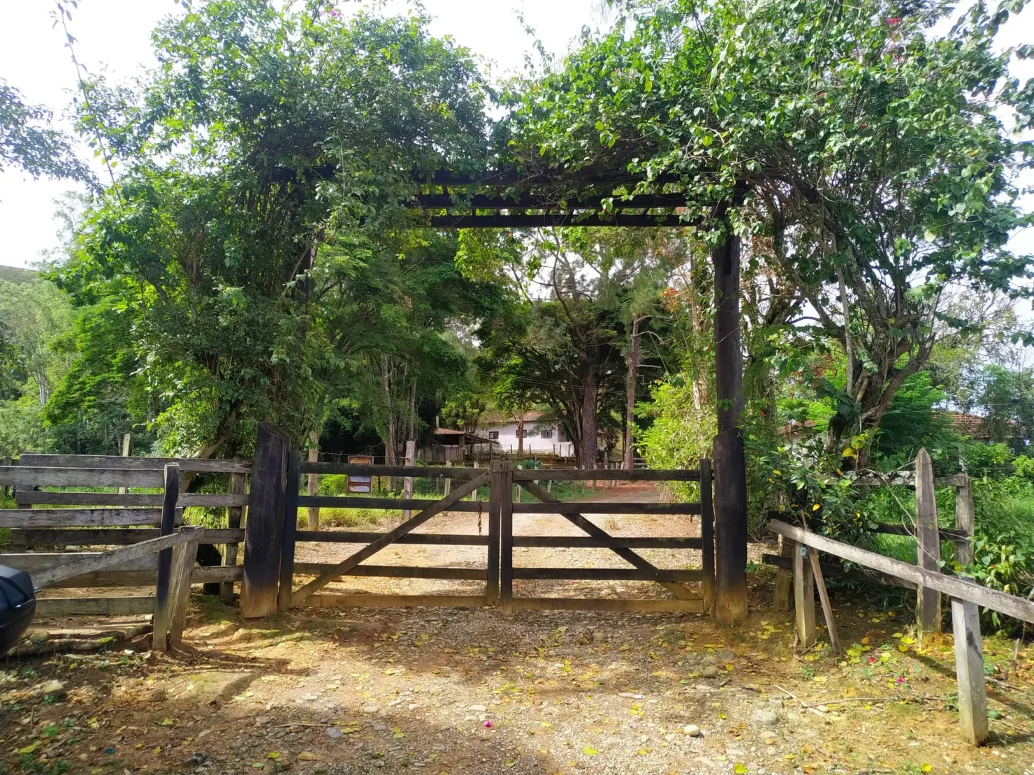 Imagem Chácara à venda 170000M², Bom Sucesso, Pindamonhangaba - SP
