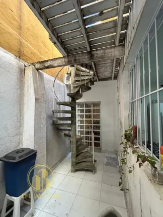 Imagem Sobrado com 131m², com 2 dormitórios e 1 vaga. Jardim Paulistano