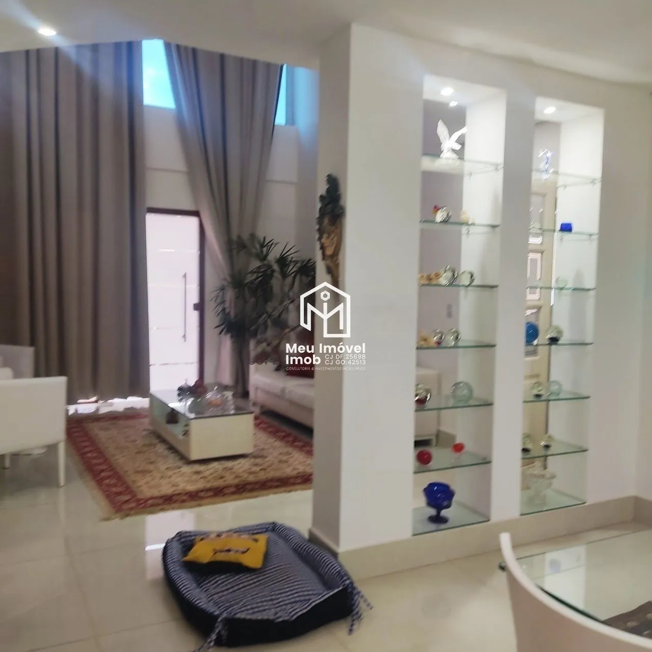 Imagem Casa 3 Suítes 9 Vagas 350m² Rua 1 Vicente Pires