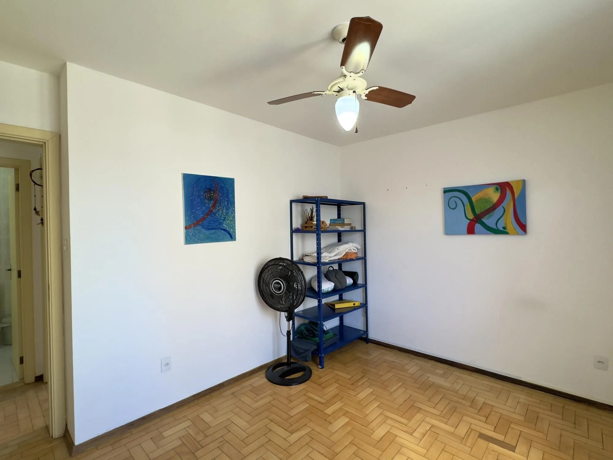 Imagem Apartamento amplo de 2 dormitório ao lado do Mãe de Deus e próximo da Orla