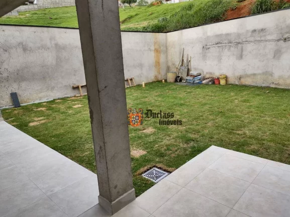 Imagem Casa com 3 dormitórios à venda, 160 m² por R$ 1.750.000,00 - Condominio Quintas da Boa Vista - Atibaia/SP